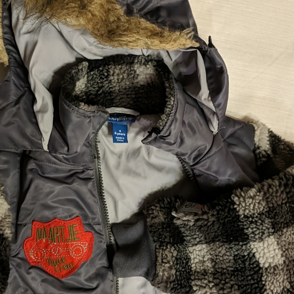 Jacket - Picture 4 of 4